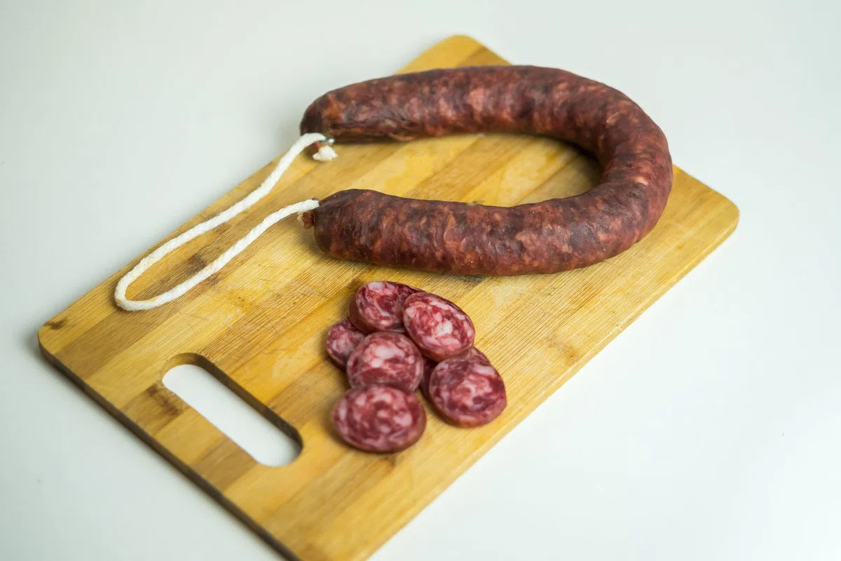 Corsevilla - Salchichón de bellota ibérico - Gourmet - Iberico - Iberico de Bellota - Embutido Ibierco - Sin Gluten - Sin Lactosa - Herradura (400 gramos aprox.)