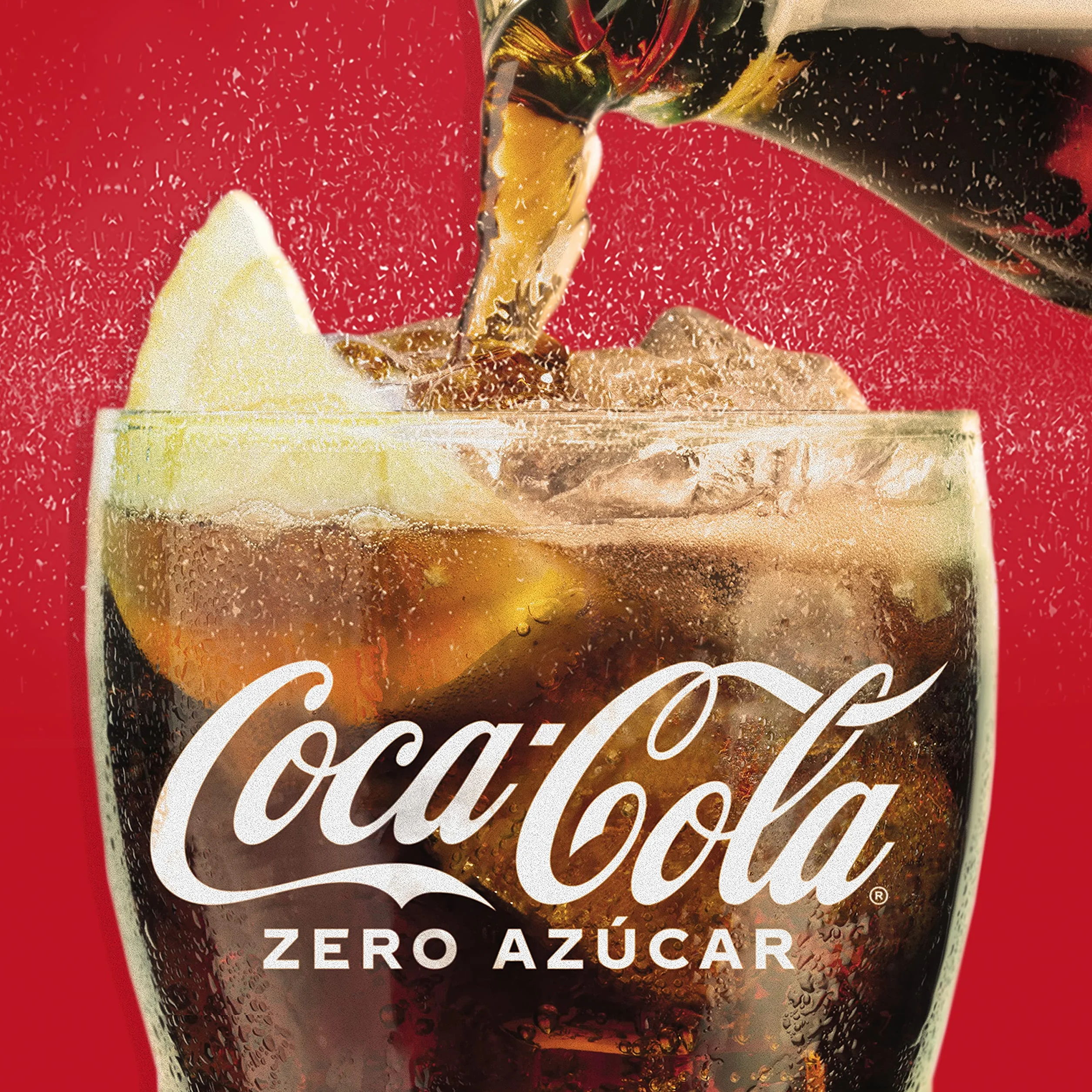 Coca-Cola Zero Azúcar, Refresco de Cola sin Azúcar, Bajo en Calorías -Pack 12 Latas de 500 ml